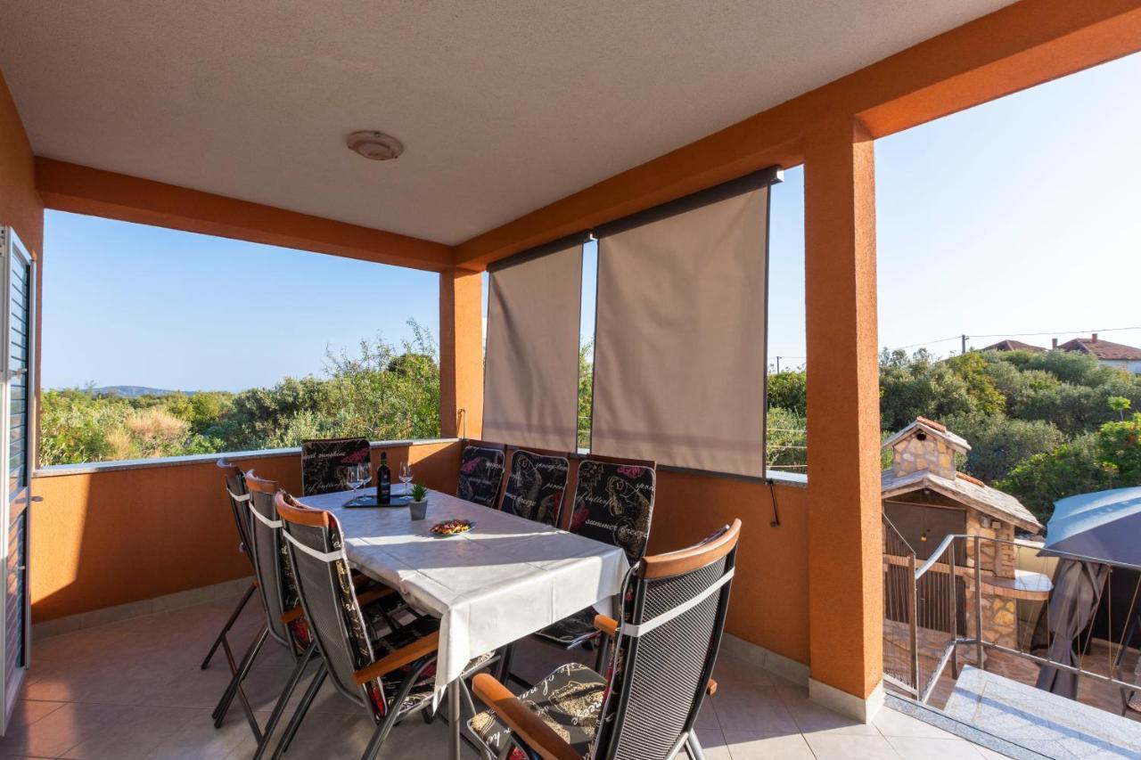 Villa Spark With Heated Pool In Rogoznica Zecevo Ngoại thất bức ảnh