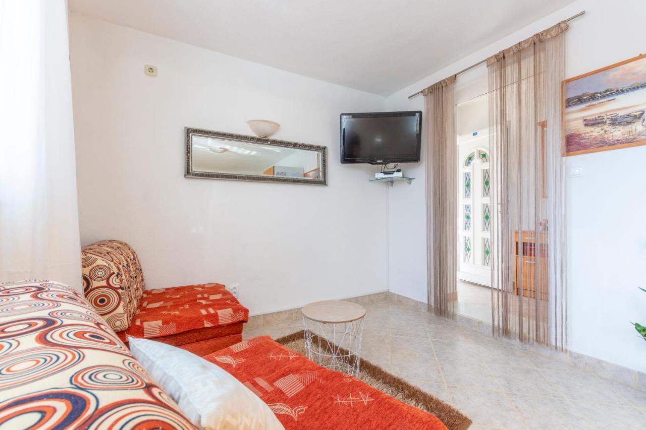 Villa Spark With Heated Pool In Rogoznica Zecevo Ngoại thất bức ảnh