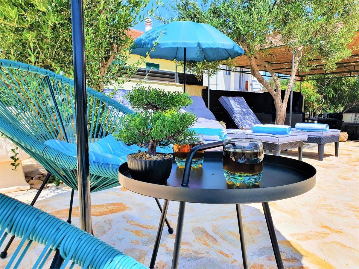 Villa Spark With Heated Pool In Rogoznica Zecevo Ngoại thất bức ảnh